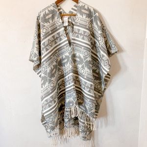 FREE PEOPLE | OS Aztec Southwestern Poncho